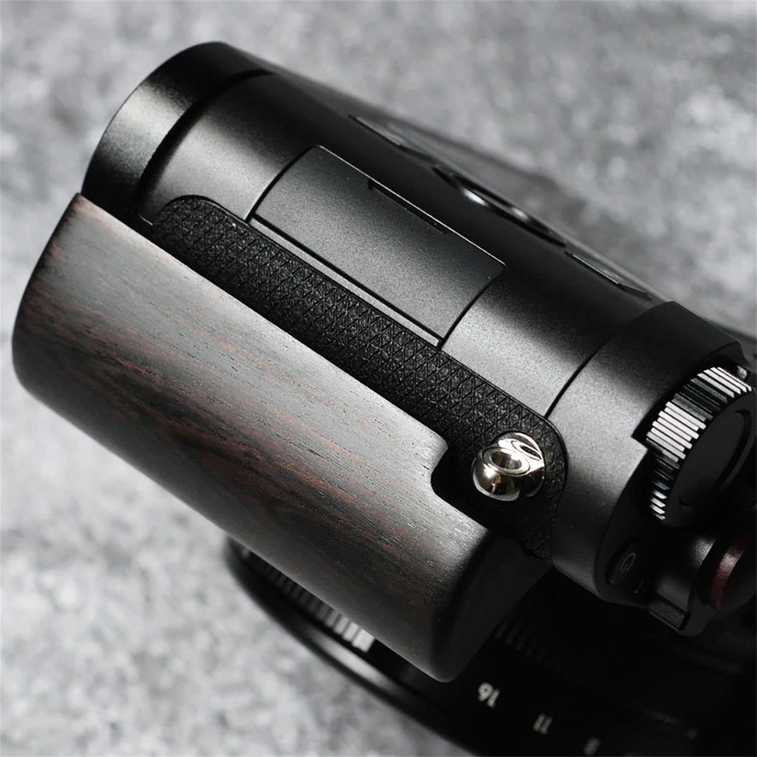 Leica D-LUX8専用 L型 高級 木製 グリップ 紫檀木黒板 新品未使用